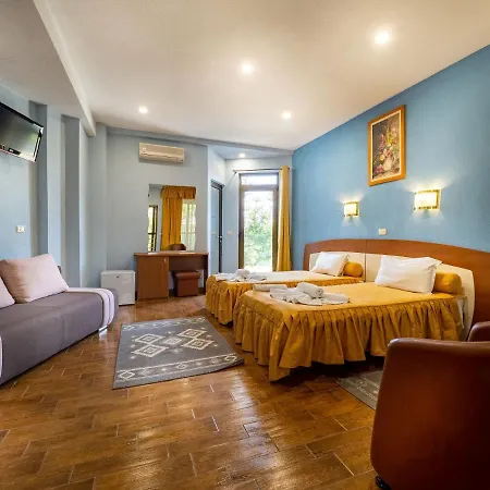 Otel Anca 3*